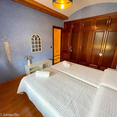 El Junquillo Villa